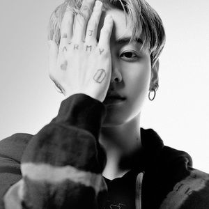 Meet your Posher, Valeria